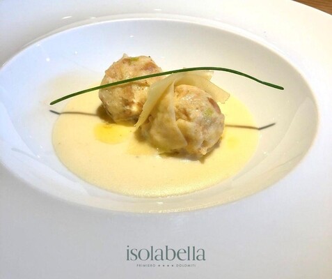 Cenederli con salsa di formaggio - Trentino | © Hotel Isolabella