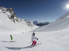 Tonale pass, ski holidays in the Alps
