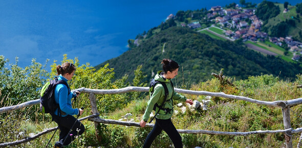 Hiking with a view of Lake Garda