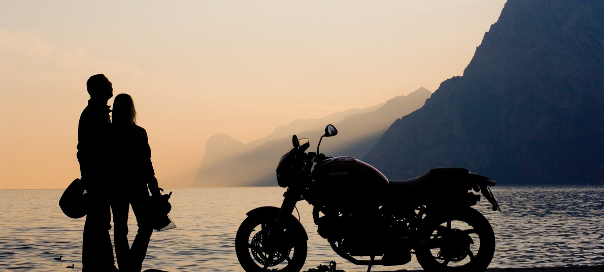 Motorcycle holidays in Trentino: an adventure on the most beautiful roads of the Dolomites