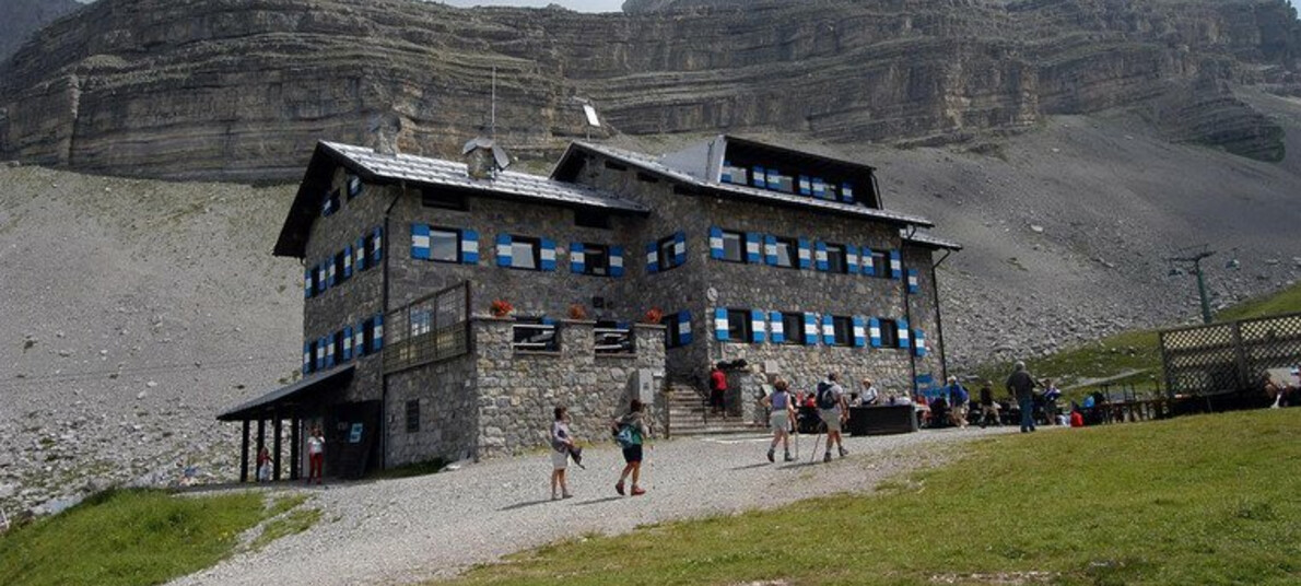 A Campiglio con cane: la passeggiata degli Orti della Regina