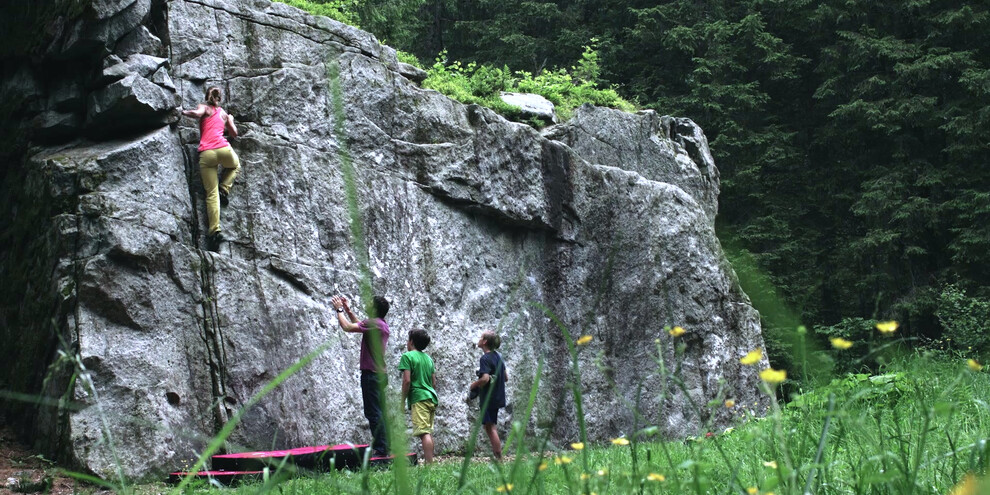Bouldering_Valle_del_Chiese | © Bouldering_Valle_del_Chiese