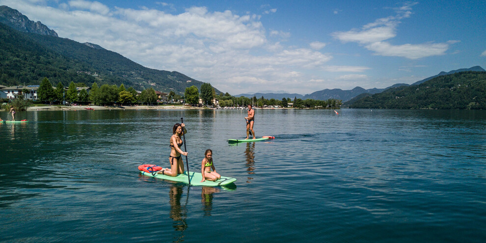 Caldonazzo lake, give a try to stand-up paddle boarding