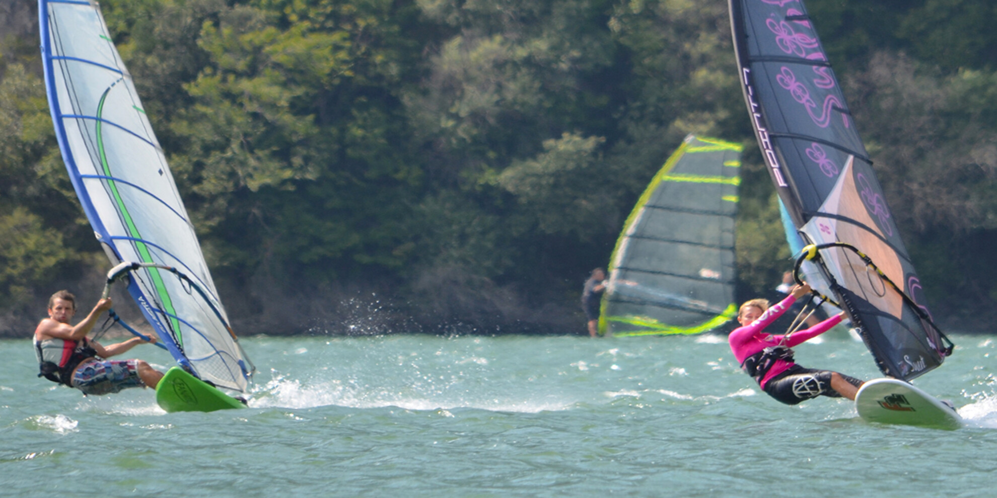 5 lakes for windsurfing
