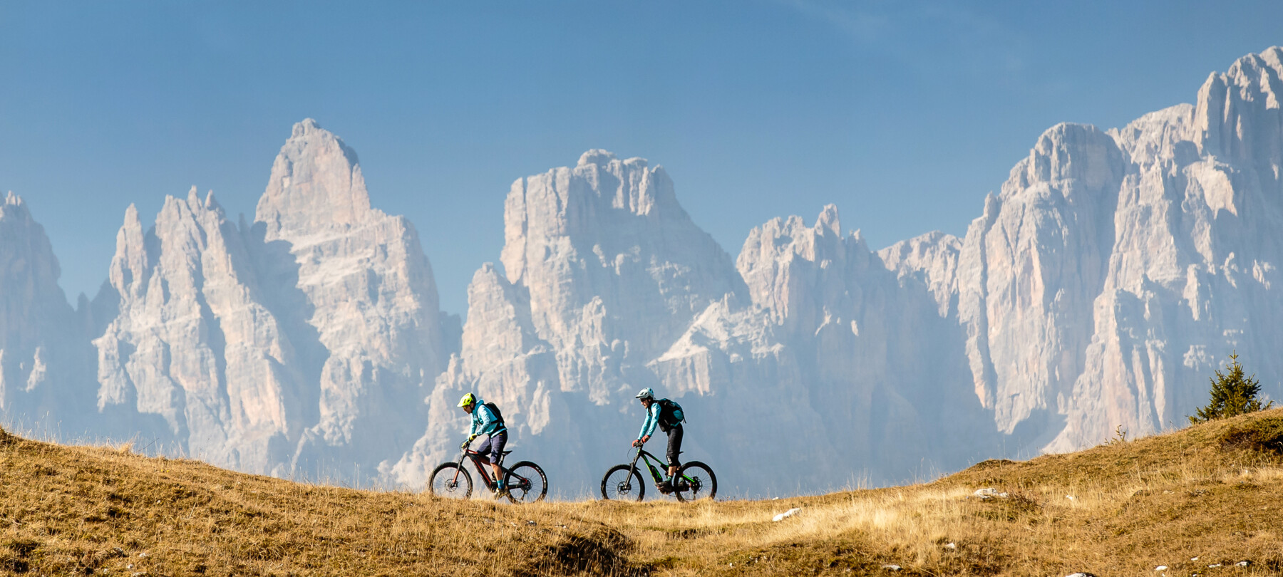 Dolomiten und Abenteuer: mit dem Mountainbike auf der Paganella-Hochebene