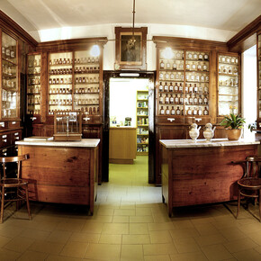 Laboratorio Farmaceutico Foletto | © Foto Archivio Consorzio per il Turismo della Valle Di Ledro