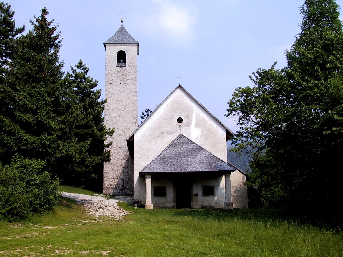 St.ValentinKirche Sehenswert Kirchen, Einsiedeleien und