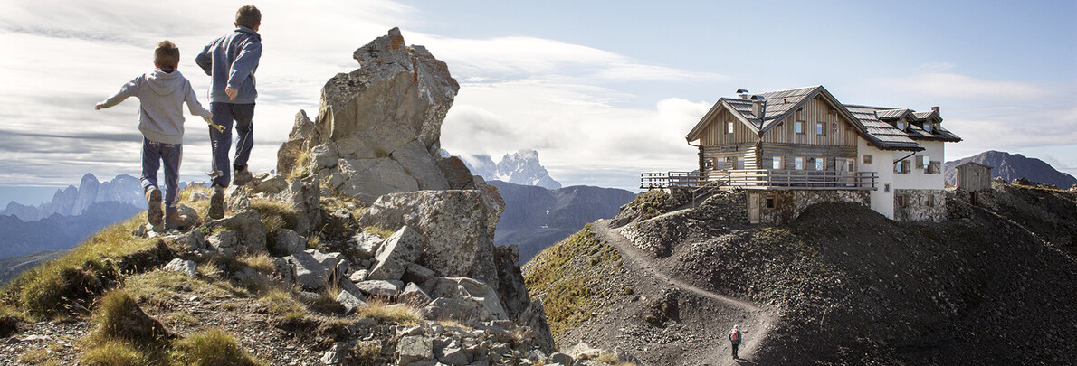 Family summer holidays in the Italian Alps