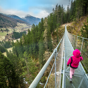 Tutti pazzi per i ponti tibetani