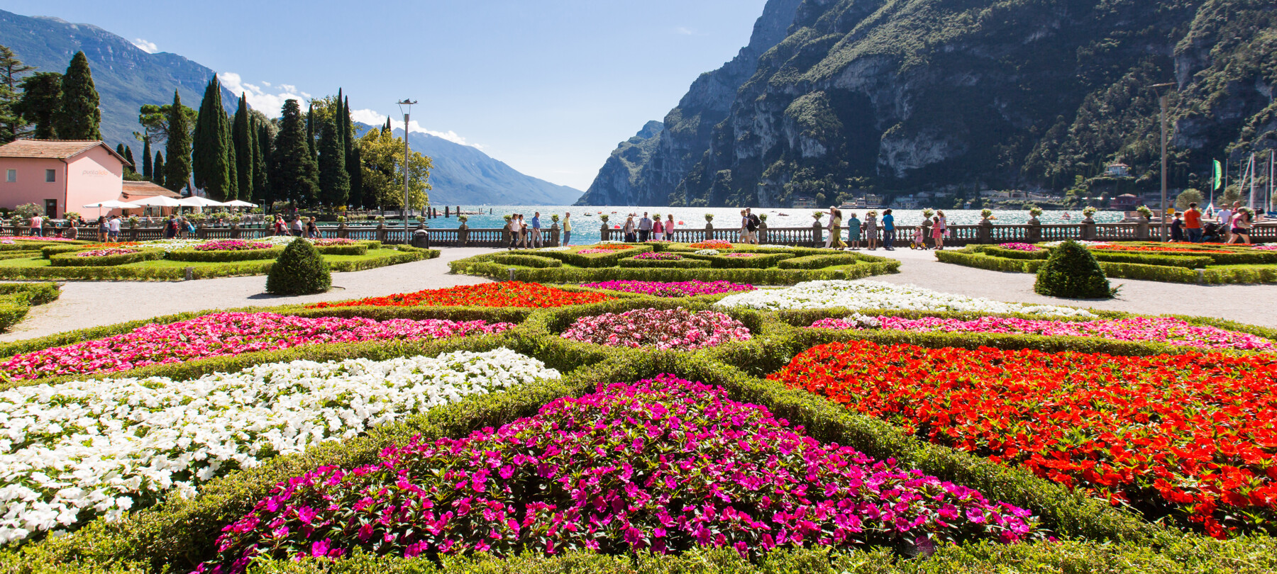 Schon Pläne für das Wochenende? Wie Wäre es mit einem Ausflug ins mittelalterliche Dorf Canale di Tenno?