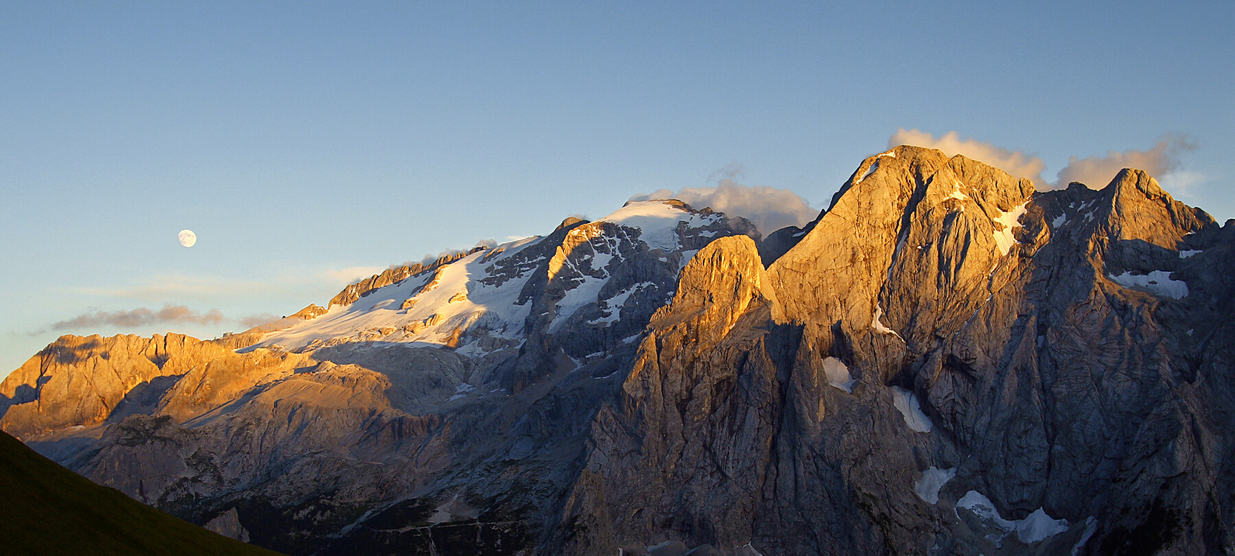 The Dolomites and its adventures: exploring the Marmolada