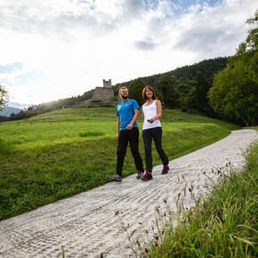 Ai piedi di Castel Restor | © APT Terme di Comano-Dolomiti di Brenta