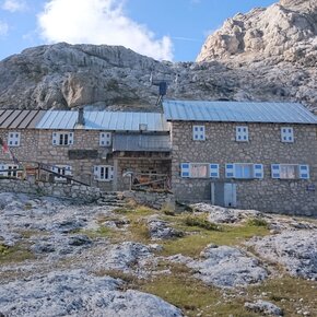 Volpi al Mulaz Hut, 2,560m | © Norbert Kofler
