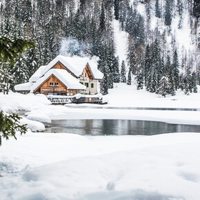 Lago e rifugio Nambino d'inverno | © APT Madonna di Campiglio, Pinzolo, Val Rendena