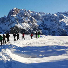 Schneeschuhwanderung in der Nähe von "Malga Ritorto" | © APT Madonna di Campiglio, Pinzolo, Val Rendena
