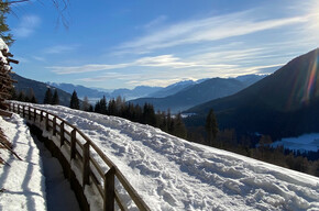 Passeggiata in piano sulla neve al Lez di Rumo Val di Non Trentino | © APT Val di Non 