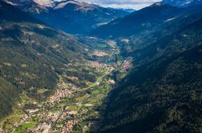 The Val Rendena seen from above | © APT Madonna di Campiglio, Pinzolo, Val Rendena