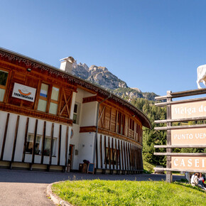 L Malghier - The cheesemaking