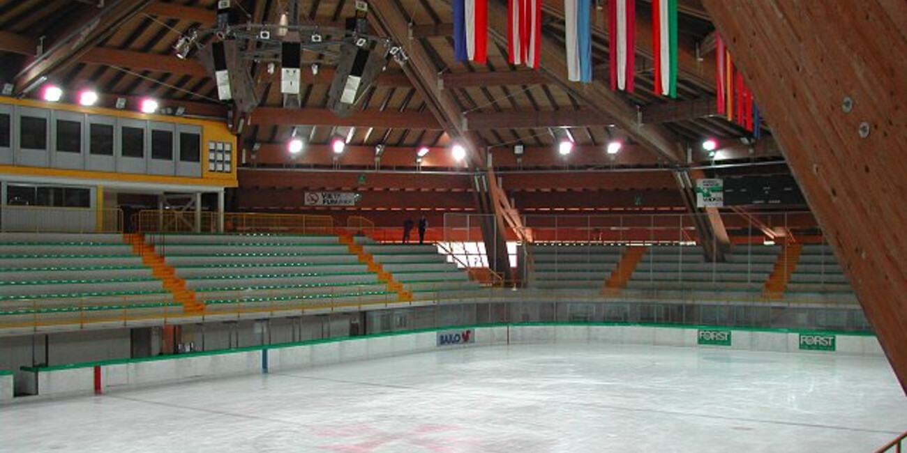 Palaghiaccio Cavalese #1