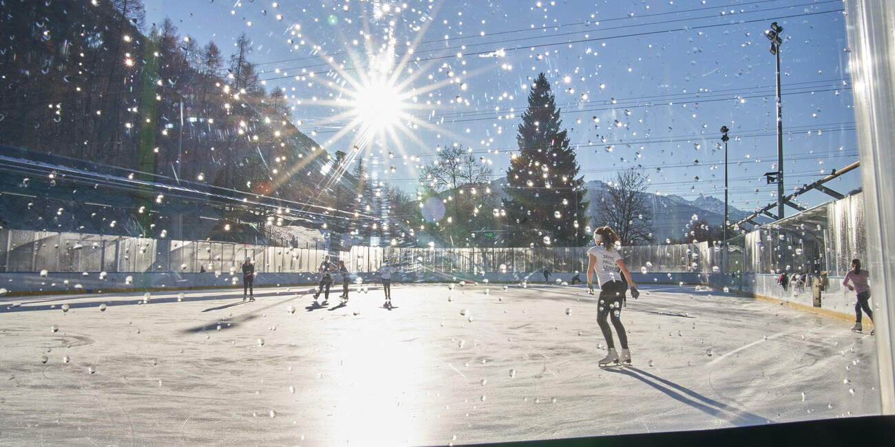 Stadio del ghiaccio Malè #2