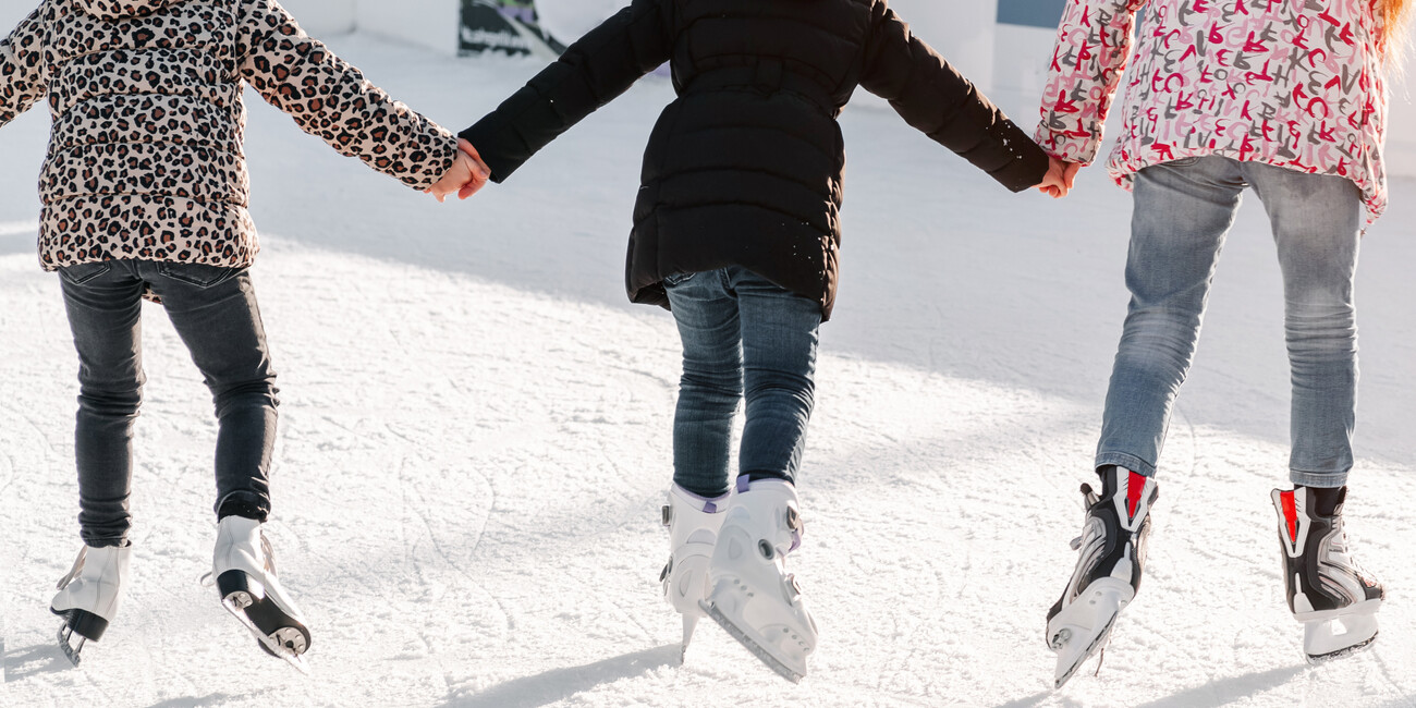 Pattinaggio su ghiaccio all’aperto - Centro sportivo comunale di Soraga #3