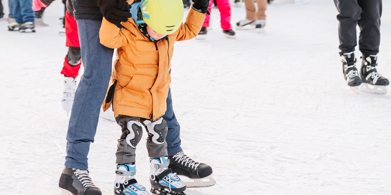 Pattinaggio su ghiaccio all’aperto - Centro sportivo comunale di Soraga #4