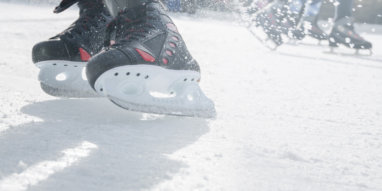 Pattinaggio su ghiaccio all’aperto - Centro sportivo comunale di Soraga #5