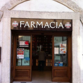 Farmacia Santoni - Piazza Pasi