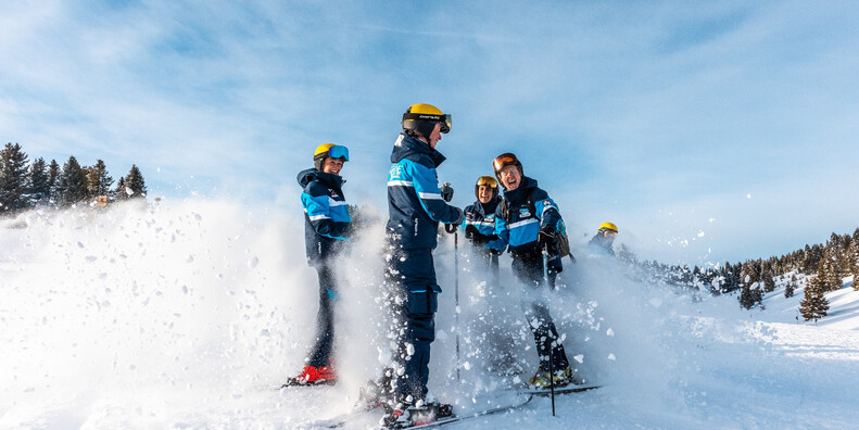 Italian Skiing School - Scie di Passione #1