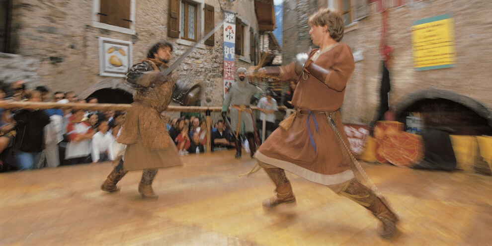 Rustico Medioevo, Canale di Tenno