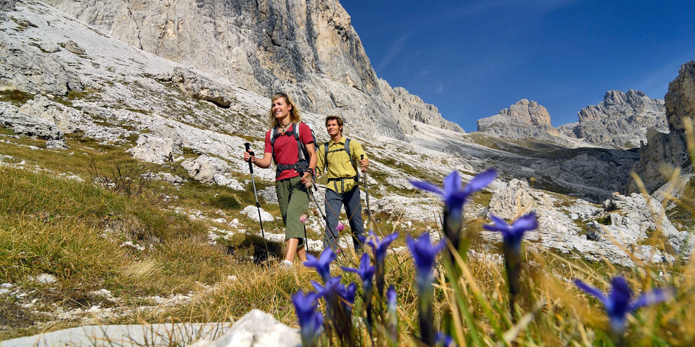 Fare un’escursione in montagna