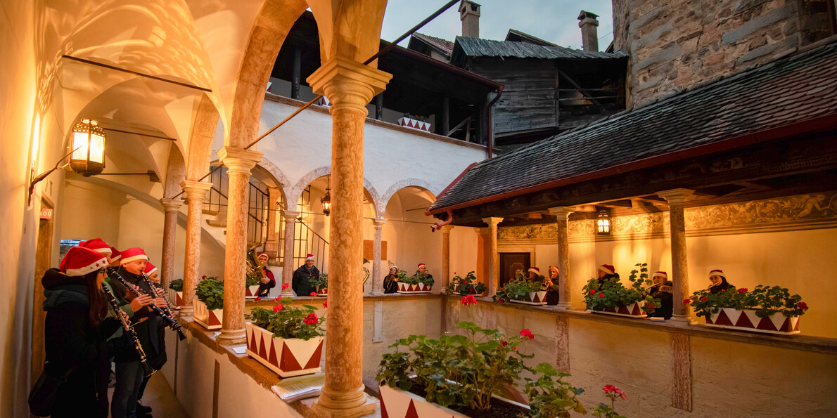 Castel Valer, between history and myth 