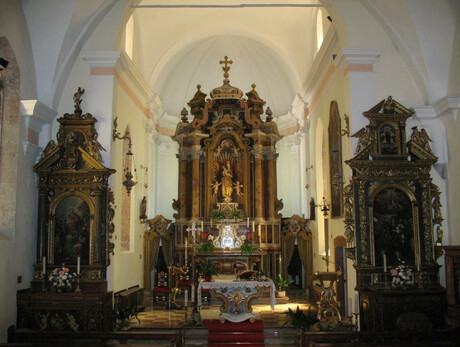 Santa Maria Assunta, Vigo di Ton