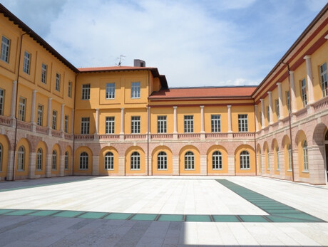 Das Konservatorium  "Bonporti" von Trient und Riva del Garda