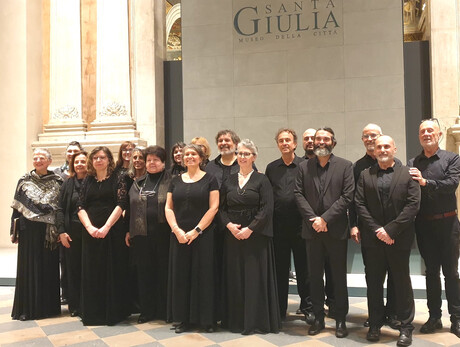 Continus in contini locis