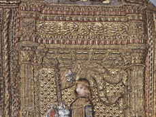 Golden threads and silk paintings. Velvet and embroidery between Gothic and Renaissance