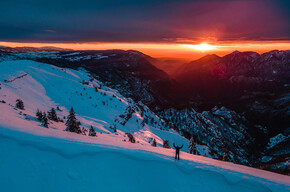 Sunrise breakfast on Monte Maggio