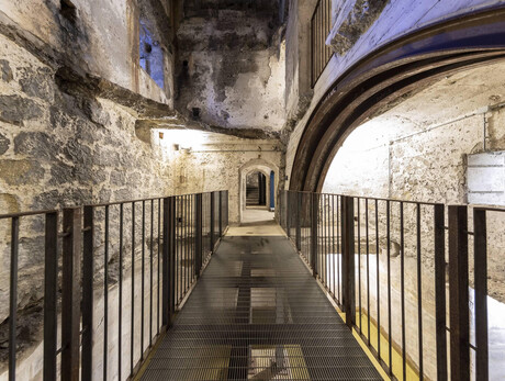 Forts along Mount Brione