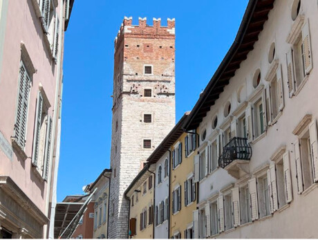 The city and its towers - Museo Diocesano Tridentino