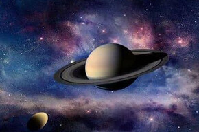 Occhi su Saturno