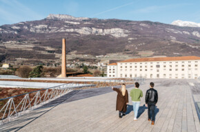 Trekking urbani-Un borgo fra due giganti