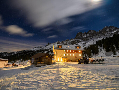 Notte in rifugio - Gardeccia- Stella Alpina