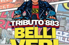 L'immagine è un'illustrazione di MaX Pezzali mentre guida una moto e davanti la scritta "Tributo 883 -Belli Veri"
