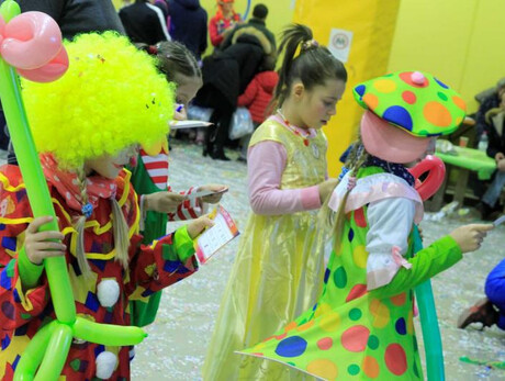 Carnevale in biblioteca