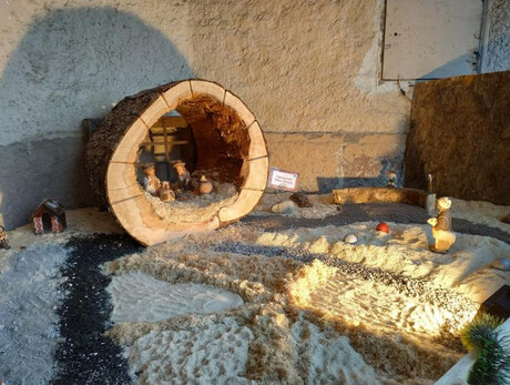 Den tra i Presepi – domenica 8 dicembre  COPIA