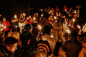 Fiaccolata nel bosco con visita al Santuario di San Romedio e alla tana dell'orso
