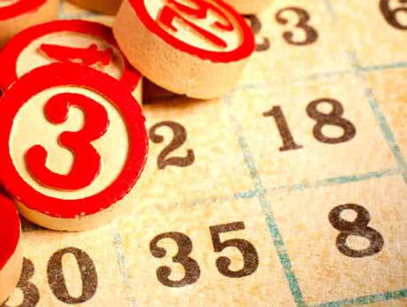 La tombola in piazza