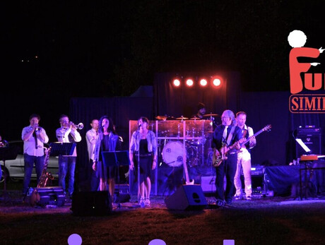 Simile funk band of 70s disco with lights, sounds