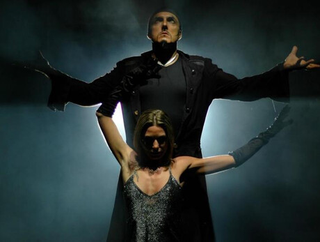 Van Denon &amp; Nicole - The Magician