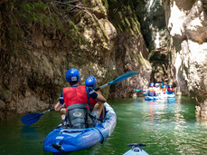 Guided kayak tour starting at the foot of Castel Cles
